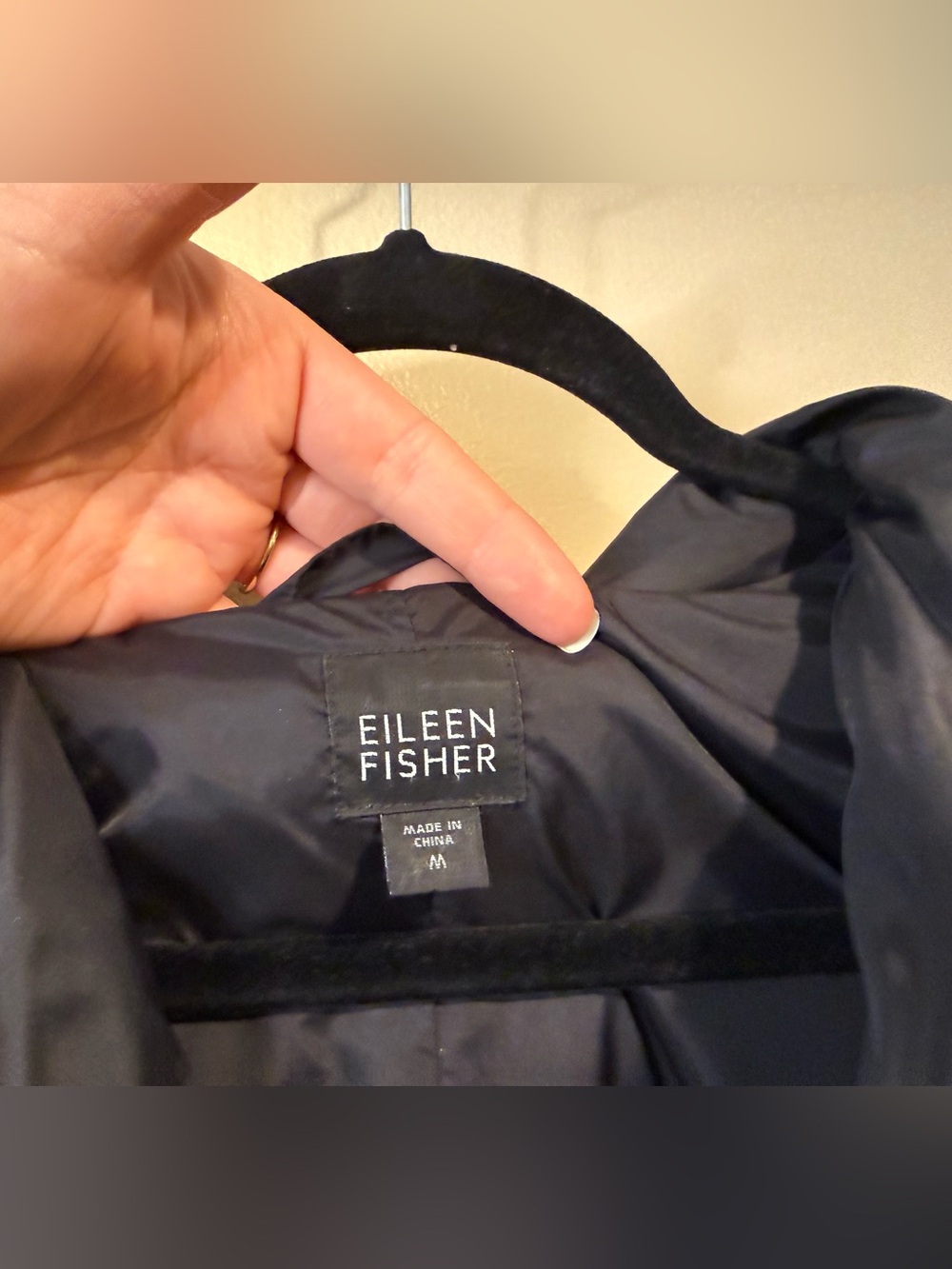 Eileen Fisher Diamond-Quilted goose Down puffer Jacket size medium - Picture 4 of 7